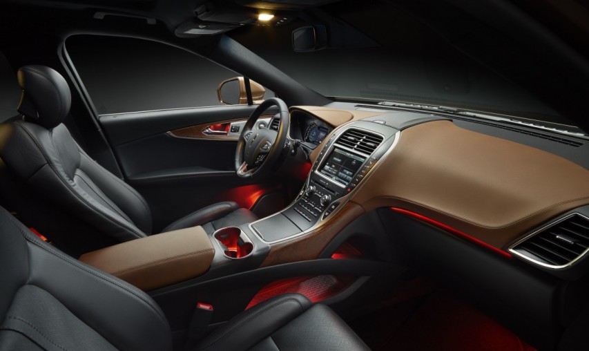 2016-02-23-1456188904-7343651-Lincoln_Black_Label_Thoroughbred_Theme_MKX_2